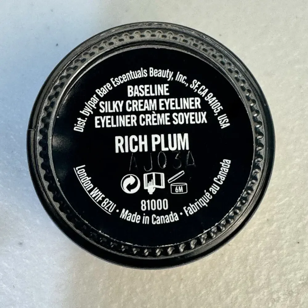 bareMinerals Bare Escentuals Baseline Silky Cream Eyeliner Rich Plum .07 oz/2 g